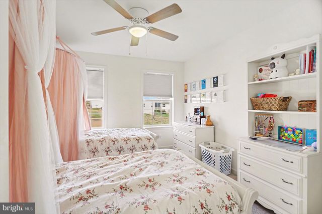 22 WALTON HILL CIR, Lititz, PA 17543