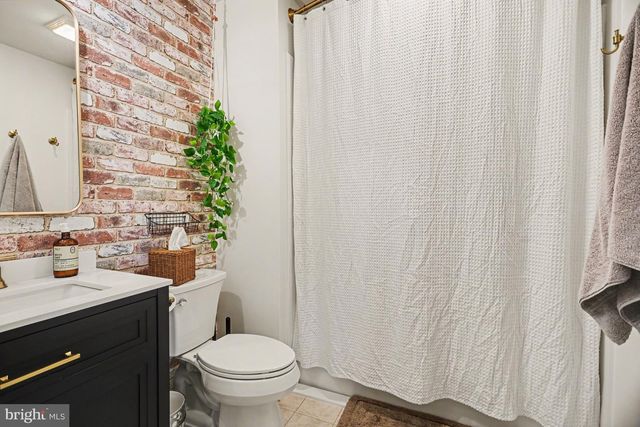 22 WALTON HILL CIR, Lititz, PA 17543