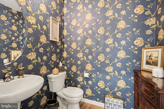22 WALTON HILL CIR, Lititz, PA 17543