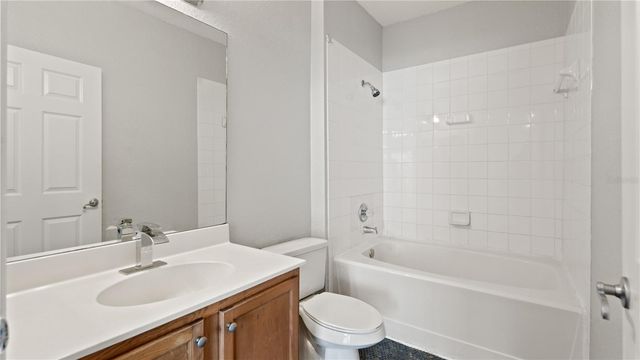 2586 GRAND CENTRAL PARKWAY 3, Orlando, FL 32839