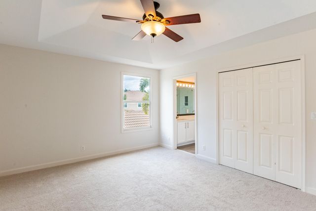 8065 Murano Circle, Palm Beach Gardens, FL 33418