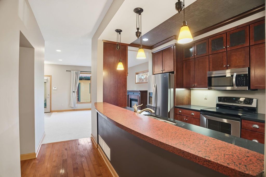 3014 Emerson Avenue S, Minneapolis, MN 55408 — photo 2
