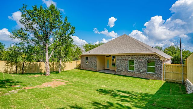 2714 Austin Drive, Granbury, TX 76048