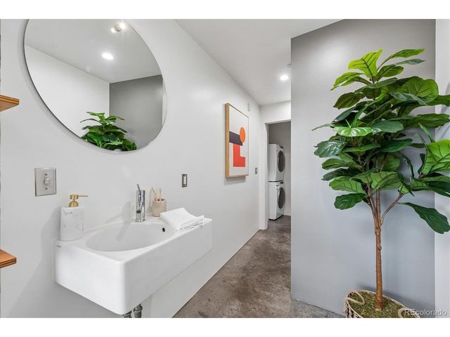 3457 Ringsby Ct 347, Denver, CO 80216