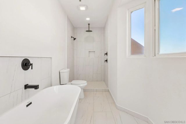 1442 Seacoast Dr 7, Imperial Beach, CA 91932