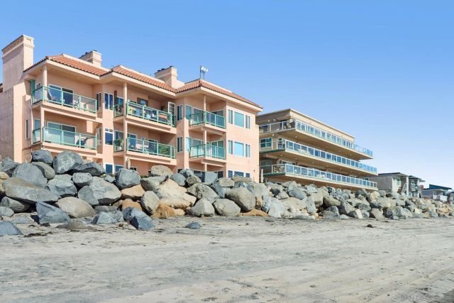 1442 Seacoast Dr 7, Imperial Beach, CA 91932