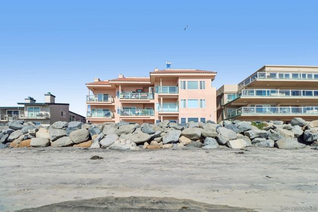 1442 Seacoast Dr 7, Imperial Beach, CA 91932