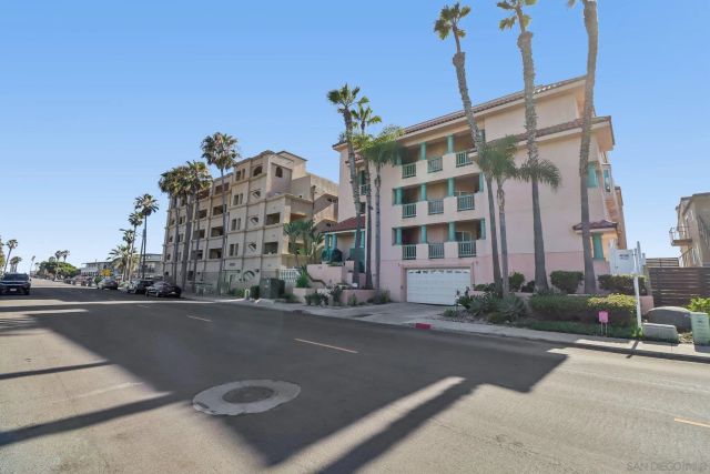 1442 Seacoast Dr 7, Imperial Beach, CA 91932