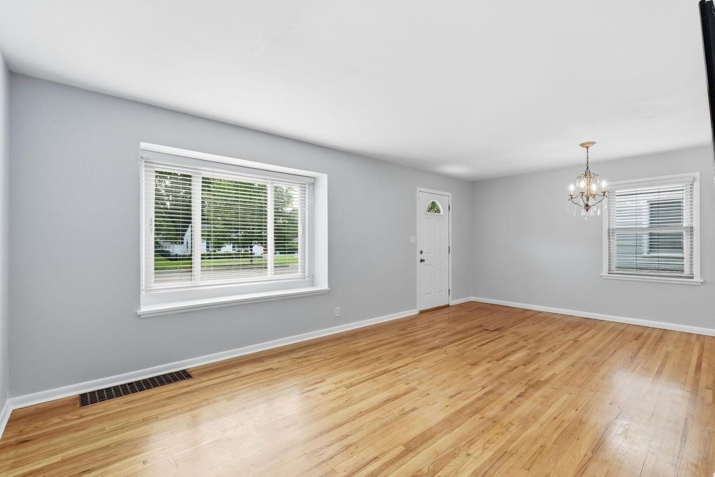 6820 Thomas Avenue S, Richfield, MN 55423 — photo 3