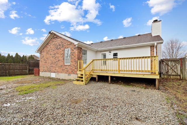 11317 Ashbrooke Gardens Dr, Louisville, KY 40229