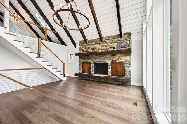 93 Horse Ring Drive, Burnsville, NC 28714