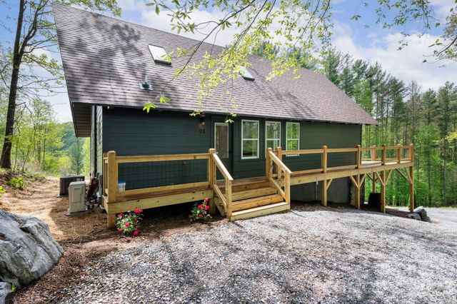 93 Horse Ring Drive, Burnsville, NC 28714