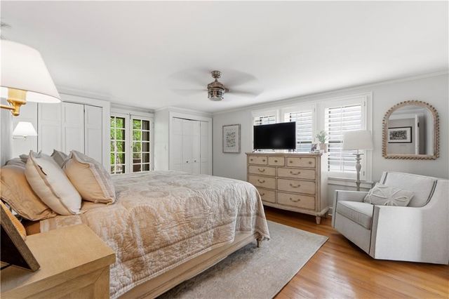 2109 W 50th Street, Westwood Hills, KS 66205