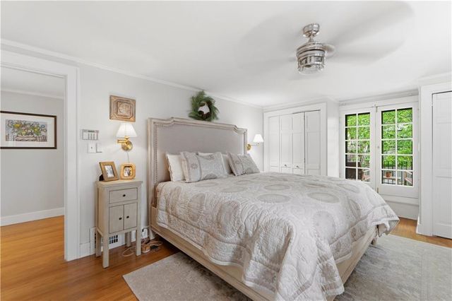 2109 W 50th Street, Westwood Hills, KS 66205