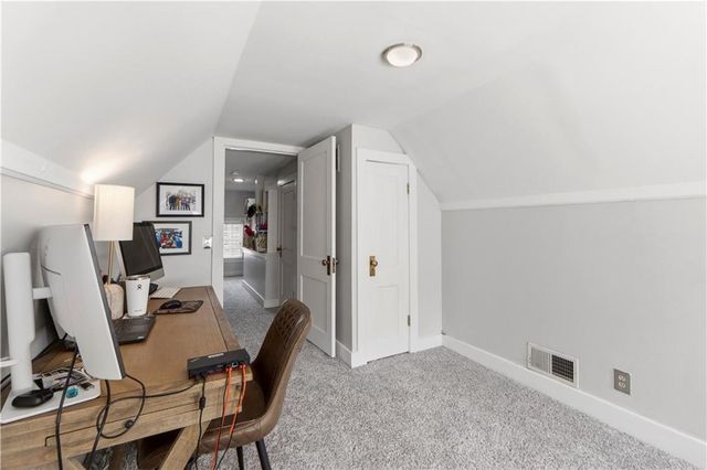 2109 W 50th Street, Westwood Hills, KS 66205