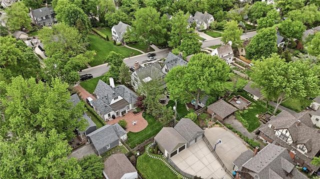 2109 W 50th Street, Westwood Hills, KS 66205