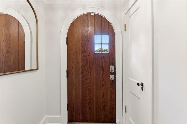 2109 W 50th Street, Westwood Hills, KS 66205