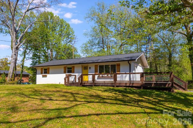 111 Sunset Hill Drive, Etowah, NC 28729