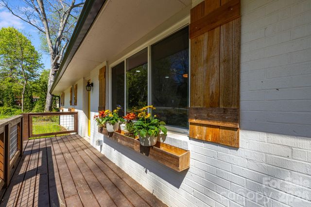 111 Sunset Hill Drive, Etowah, NC 28729