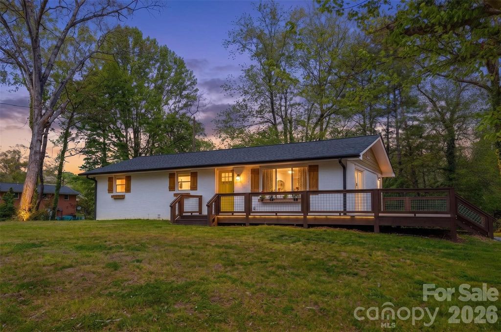 111 Sunset Hill Drive, Etowah, NC 28729