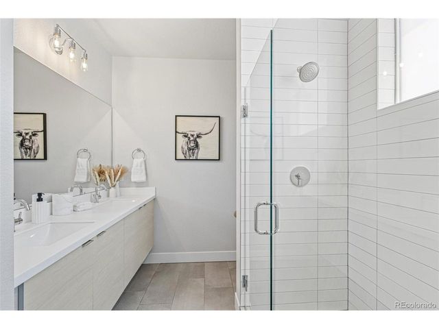 6305 King Ct, Denver, CO 80221