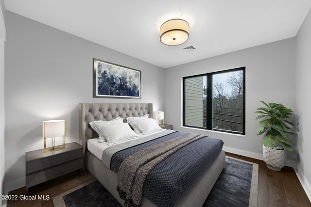 116 West Avenue 309, Saratoga Springs, NY 12866