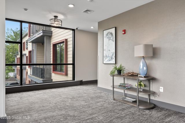 116 West Avenue 309, Saratoga Springs, NY 12866