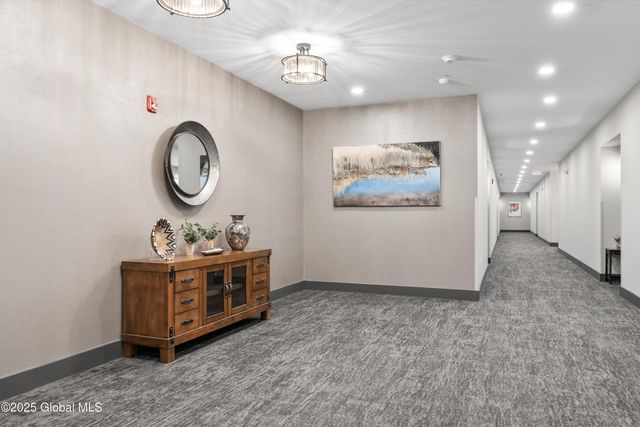 116 West Avenue 309, Saratoga Springs, NY 12866