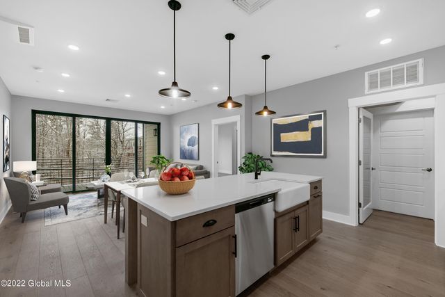 116 West Avenue 309, Saratoga Springs, NY 12866