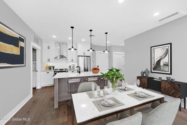 116 West Avenue 309, Saratoga Springs, NY 12866