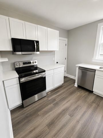 930 E 15th, Columbus, OH 43211