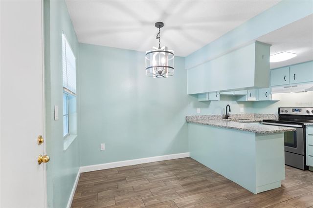 555 62ND STREET S 107, St Petersburg, FL 33707