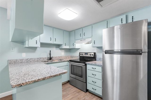 555 62ND STREET S 107, St Petersburg, FL 33707