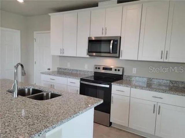 3085 BELLA VISTA DRIVE, Davenport, FL 33897