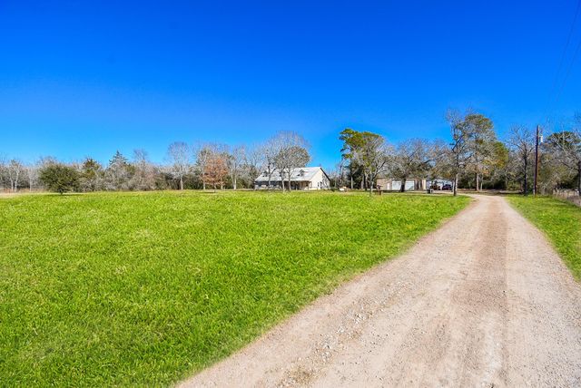 13400 Fm 359 Road, Hempstead, TX 77445