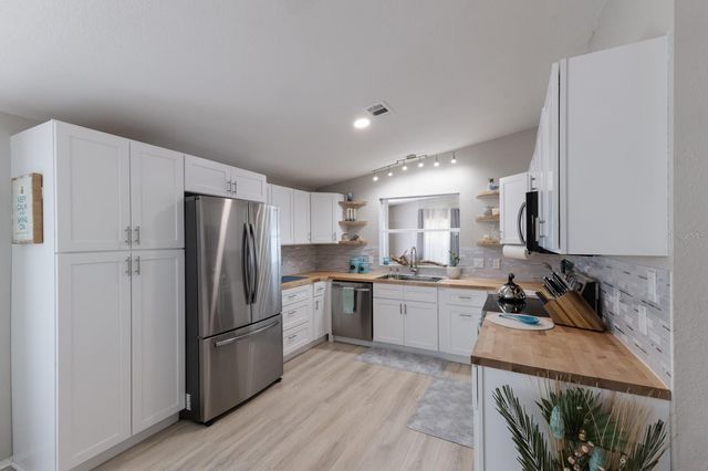 8225 DREW STREET, Englewood, FL 34224