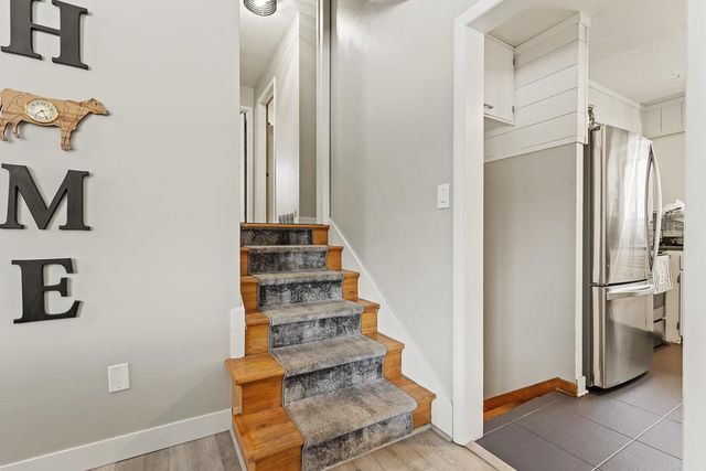 215 N Hill Street, Marshall, MN 56258