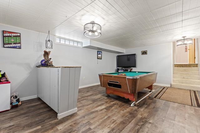 215 N Hill Street, Marshall, MN 56258