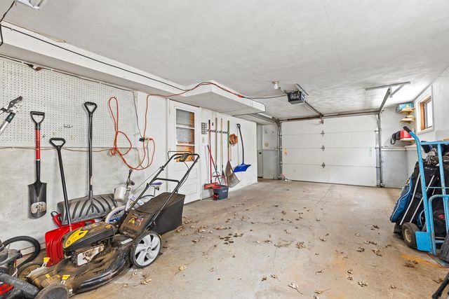 215 N Hill Street, Marshall, MN 56258