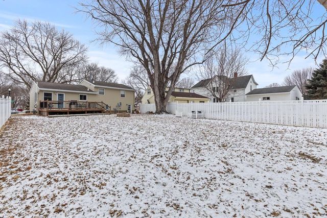 215 N Hill Street, Marshall, MN 56258