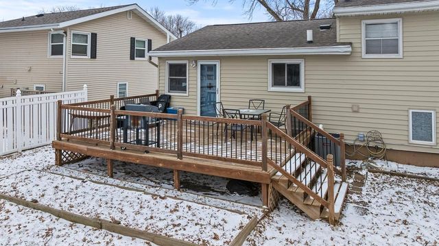 215 N Hill Street, Marshall, MN 56258
