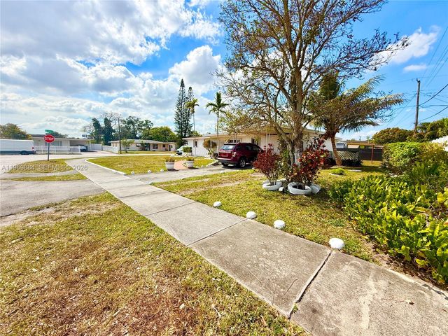 17100 NW 45th Ct, Miami Gardens, FL 33055