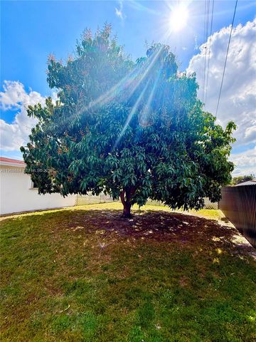 17100 NW 45th Ct, Miami Gardens, FL 33055