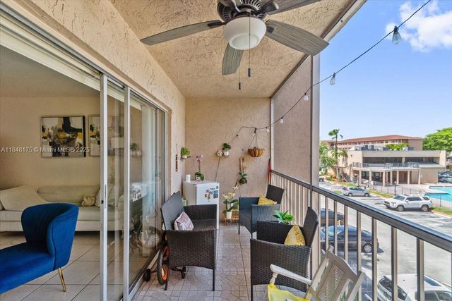 17000 NW 67th Ave 347, Hialeah, FL 33015