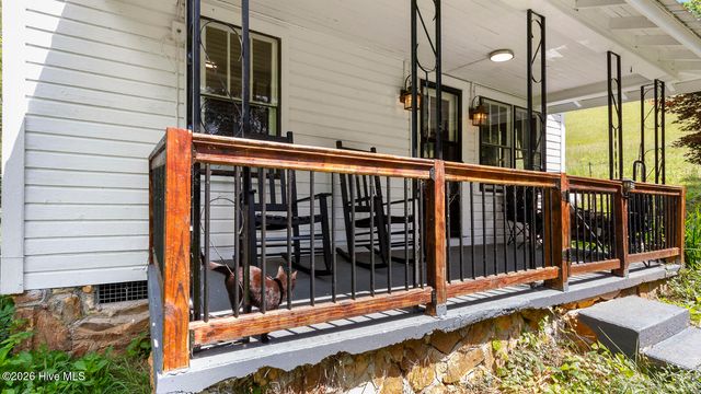 1740 Windingstairs Road, Topton, NC 28781