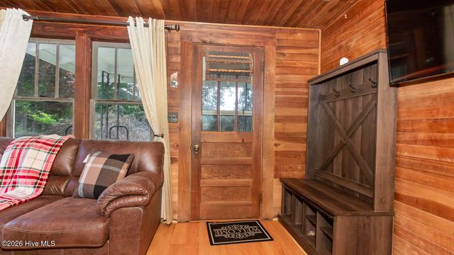1740 Windingstairs Road, Topton, NC 28781