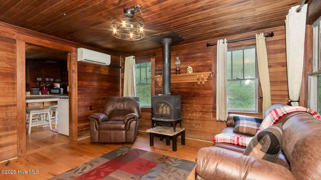 1740 Windingstairs Road, Topton, NC 28781