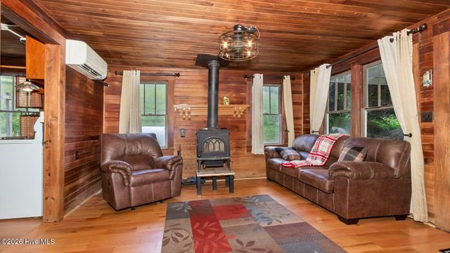 1740 Windingstairs Road, Topton, NC 28781