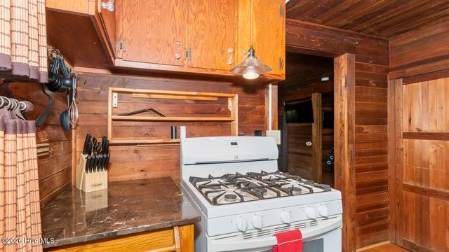 1740 Windingstairs Road, Topton, NC 28781