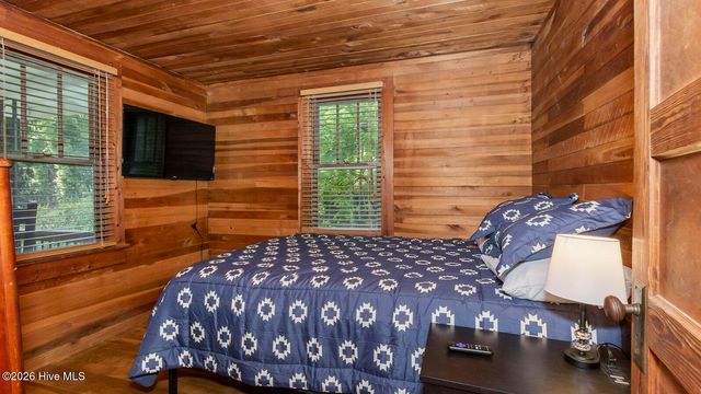 1740 Windingstairs Road, Topton, NC 28781